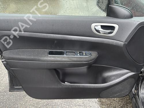 Fuse box PEUGEOT 307 Break (3E) 2.0 HDI 110 | BP31206030E1 - Image 16