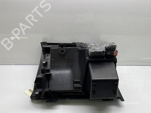 Glove box PEUGEOT 3008 II SUV (MC_, MR_, MJ_, M4_) 1.5 BlueHDi 130 | BP22438368C95