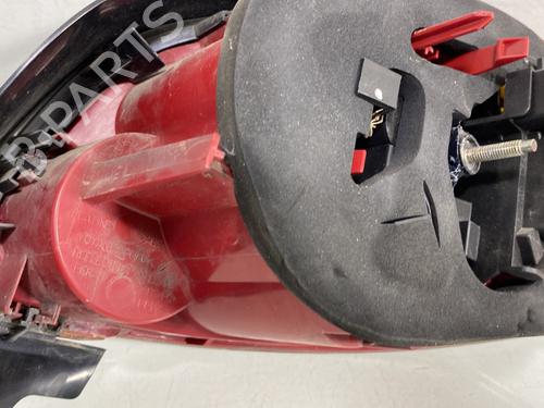 Left taillight PEUGEOT 206 CC (2D) 1.6 16V (2DNFUF, 2DNFUR) | BP27355583C34 
