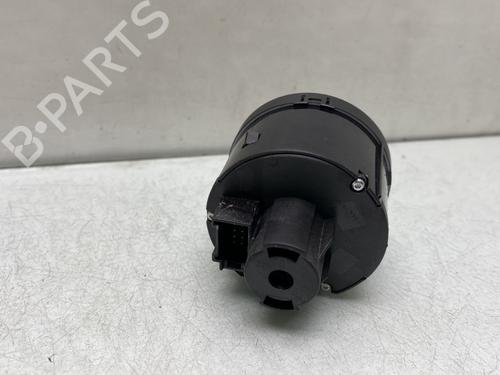 headlight-switch-vw-scirocco-iii-137-138-2008-2009-2010-2011-2012-2013-2014-2015-2016-2017-2018-31310489 main image