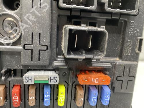 Fuse box CITROËN C4 Picasso I MPV (UD_) 1.6 HDi 110 | BP28519333E1 
