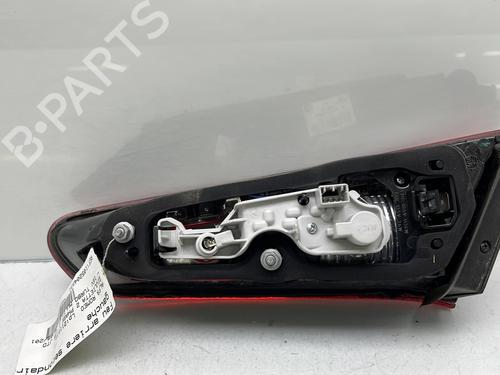 Used Left tailgate light Left tailgate light ALFA ROMEO GIULIETTA (940_) 1.6 JTDM (940FYB11, 940FYB1A, 940FYF11, 940FYF1A) (120 hp) 26176522 26176522