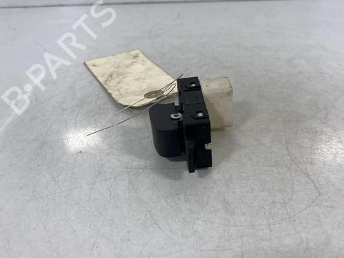 Used Right front window switch CHEVROLET CAPTIVA (C100, C140) 2.0 D (126 hp) 19997616