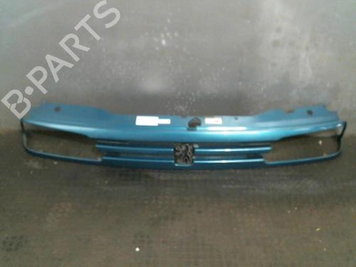 Used Grille PEUGEOT 806 (221) 2.0 (121 hp) 20004098