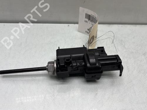 Moteur de trappe à carburant RENAULT MEGANE IV Hatchback (B9A/M/N_) 1.2 TCe 130 (B9MR) (130 hp) 29456222