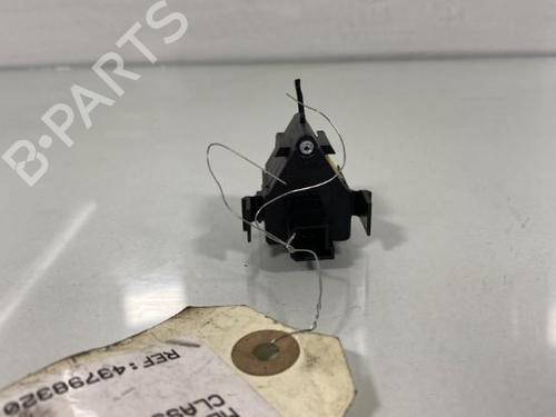 Used Warning switch Warning switch MERCEDES-BENZ A-CLASS (W169) A 160 CDI (169.006, 169.306) (82 hp) 20001906 20001906