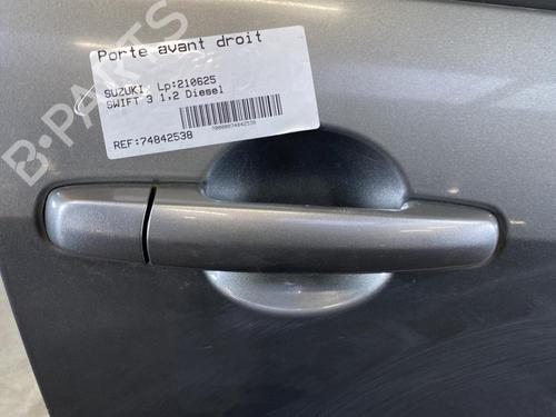 right-front-door-suzuki-swift-iii-mz-ez-13-ddis-rs413d-6800162j00-2005-21959096 main image