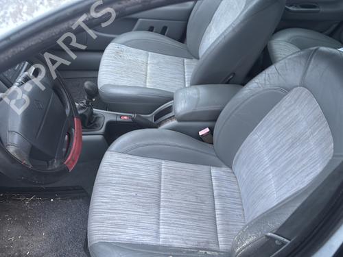 Left front fenders RENAULT LAGUNA I (B56_, 556_) 1.6 16V (B568, B561) | BP31065989C41 