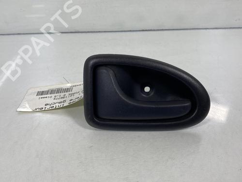 Venstre bagtil invendig håndtag RENAULT CLIO II (BB_, CB_) 1.5 dCi (B/CB07) (65 hp) 20013222