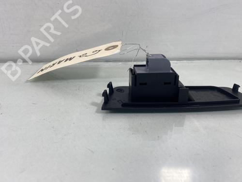 Used Left rear window switch Left rear window switch AUDI A1 Sportback (8XA, 8XF) 1.0 TFSI (95 hp) 27721656 27721656