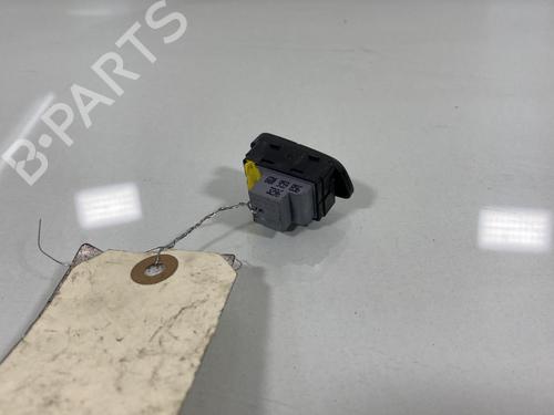 Used Right front window switch Right front window switch 19996062 19996062