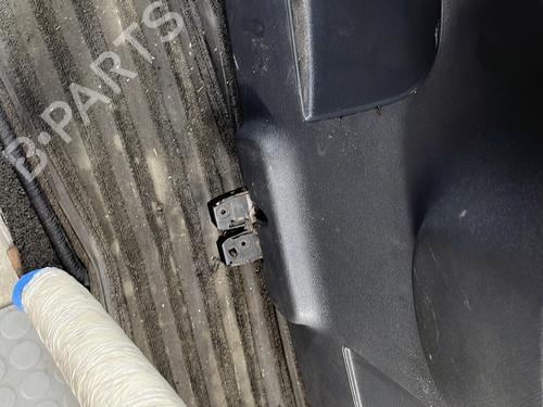 Tailgate RENAULT CLIO III (BR0/1, CR0/1) 1.2 16V (BR02, BR0J, BR11, CR02, CR0J, CR11) | BP30059764C6 