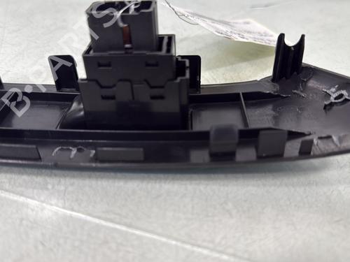 Right front window switch HYUNDAI ix35 (LM, EL, ELH) 1.7 CRDi | BP32776176I26 - Image 3