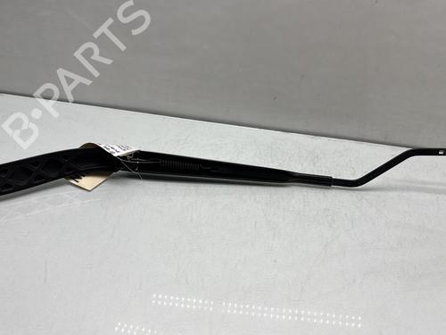 Front windshield wiper arm RENAULT MEGANE IV Hatchback (B9A/M/N_) 1.2 TCe 130 (B9MR) | BP29413534C143 