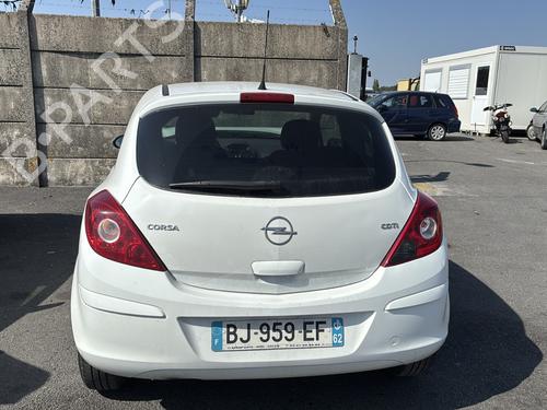 Third brake light OPEL CORSA D (S07) 1.3 CDTI (L08, L68) | BP31883264L11 