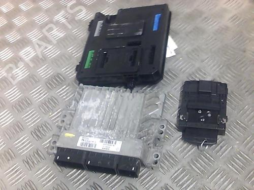 Used Electronic module RENAULT MEGANE III Hatchback (BZ0/1_, B3_) 1.5 dCi (106 hp) 22694803
