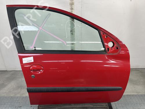 Used Right front door PEUGEOT 206 Hatchback (2A/C) 1.1 i (60 hp) 28282295