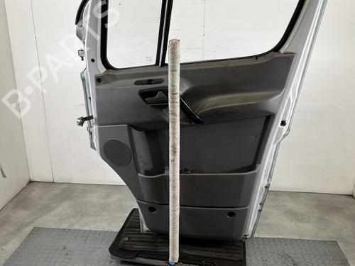 Right front door MERCEDES-BENZ SPRINTER 3,5-t Van (B907, B910) 316 CDI RWD (907.631, 907.633, 907.635, 907.637) | BP29413613C3 