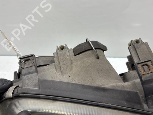 Used Right headlight Right headlight VW GOLF IV (1J1) 1.6 (100 hp) 32297179 32297179