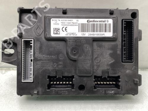 Used Fuse box RENAULT CLIO IV (BH_) 1.5 dCi 90 (90 hp) 24348299