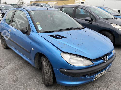 Błotnik przedni lewy PEUGEOT 206 Hatchback (2A/C) 1.1 i | BP28184900C41 