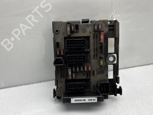 Used Fuse box PEUGEOT 206 Hatchback (2A/C) 1.4 HDi eco 70 (68 hp) 31646875