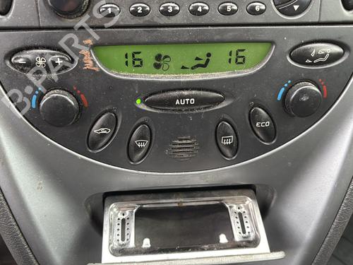 Right taillight CITROËN C5 I (DC_) 2.0 16V (DCRFNC, DCRFNF) | BP32113247C35  - Image 24