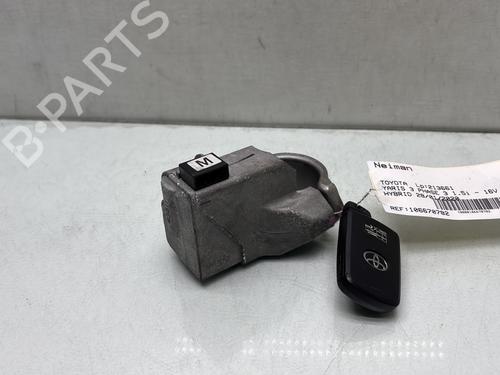 Used Ignition barrel TOYOTA YARIS (_P13_) 1.5 Hybrid (NHP130_, NHP130) (101 hp) 28704831