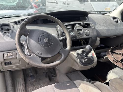 Left headlight RENAULT SCÉNIC II (JM0/1_) 1.5 dCi (JM1E, JM16) | BP31293438C28 