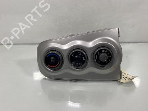 Used Climate control TOYOTA YARIS (_P9_) 1.3 VVT-i (SCP90_, SCP90R) (87 hp) 19956853