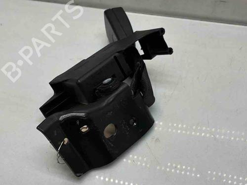 seat-buckle-renault-clio-iii-br01-cr01-2005-2006-2007-2008-2009-2010-2011-2012-2013-2014-36474359 main image