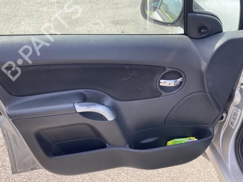 Door moulding trim CITROËN C3 I (FC_, FN_) 1.4 HDi | BP28280841C150 