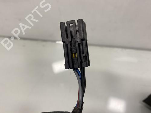 Right mirror OPEL ZAFIRA A MPV (T98) 2.0 DTI 16V (F75) | BP19981588C27