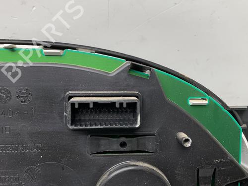 Instrument cluster DACIA SANDERO II TCe 90 (B8M1, B8MA, B8AC) | BP20008261C47 