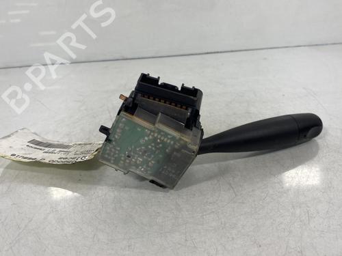 Used Steering column stalk Steering column stalk TOYOTA YARIS (_P1_) 1.0 (SCP10_, SCP10R) (65 hp) 20018257 20018257