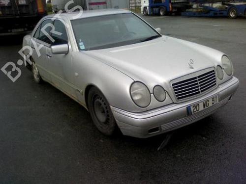 Grille MERCEDES-BENZ E-CLASS (W210)  | BP19987348C40 