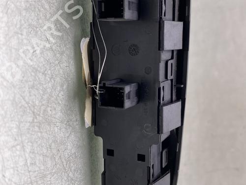 Used Left front window switch Left front window switch CITROËN C4 Grand Picasso I (UA_) 1.6 HDi (109 hp) 23764750 23764750