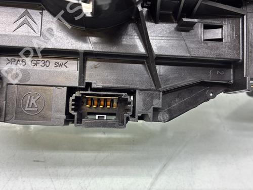 Used Steering column stalk Steering column stalk CITROËN C3 II (SC_) 1.4 HDi 70 (SC8HZC, SC8HR0, SC8HP4) (68 hp) 33609484 33609484