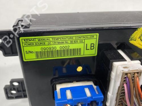 Used Climate control Climate control CHEVROLET CAPTIVA (C100, C140) 2.0 D (126 hp) 19997618 19997618