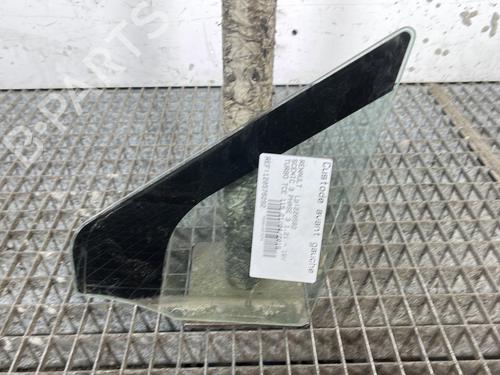 front-left-quarter-glass-renault-scenic-iii-jz01_-2008-2009-2010-2011-2012-2013-2014-2015-2016-32190482 main image