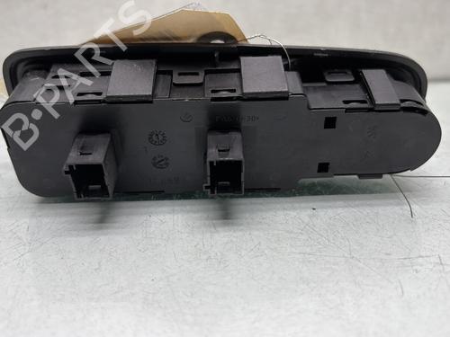 Used Left front window switch Left front window switch CITROËN C4 Grand Picasso I (UA_) 2.0 HDi 150 (150 hp) 28280272 28280272