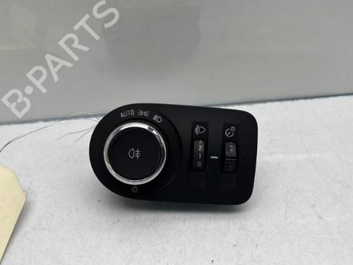 Used Headlight switch Headlight switch OPEL CORSA F (P2JO) 1.5 (68) (102 hp) 19967592 19967592