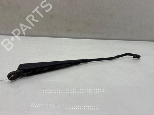Used Front windshield wiper arm Front windshield wiper arm RENAULT RAPID Box Body/MPV (F40_, G40_) 1.6 D (F404) (55 hp) 36364247 36364247