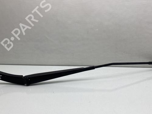 Used Front windshield wiper arm VW POLO VI (AW1, BZ1, AE1) 1.6 TDI (95 hp) 26710892