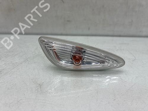 Used Right front indicator Right front indicator 37190051 37190051