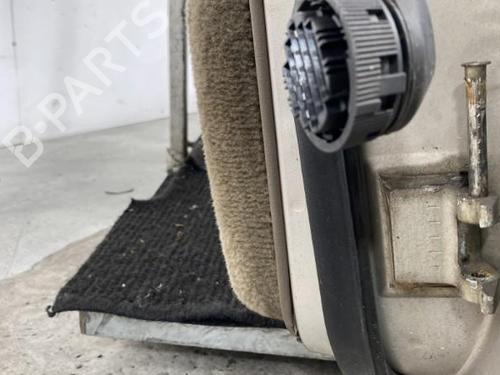 Used Left front door Left front door 19951687 19951687