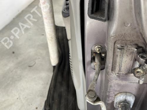 Used Left front door Left front door 32981210 32981210
