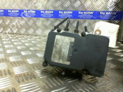 Used ABS pump TOYOTA AVENSIS (_T25_) [2003-2008]  19986513
