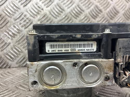 Used ABS pump ABS pump RENAULT KANGOO / GRAND KANGOO II (KW0/1_) 1.5 dCi 90 (KW05, KW08, KW0G, KW11) (90 hp) 34374081 34374081