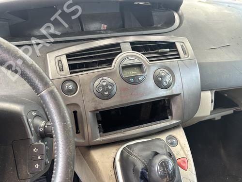 Electronic module RENAULT SCÉNIC II (JM0/1_) 1.5 dCi (JM1E, JM16) | BP32083881M83 